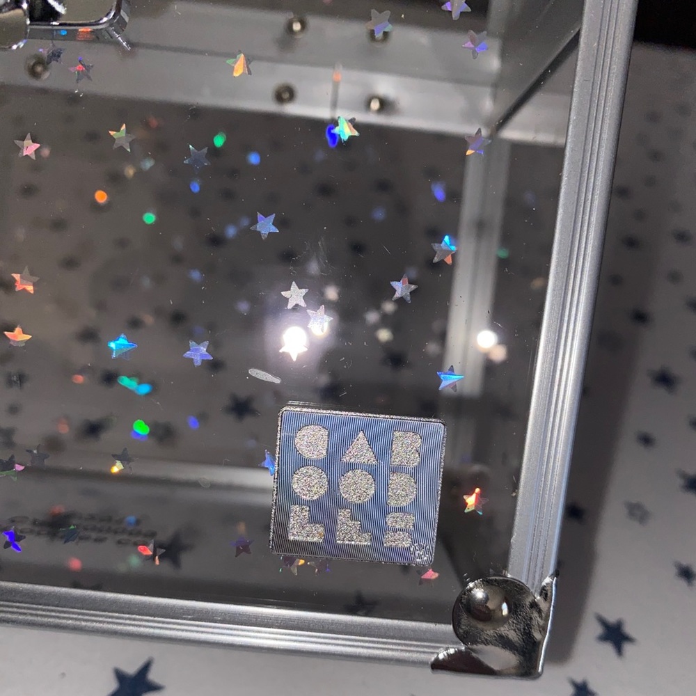 ✨H O L O G R A P H I C🌈✨Caboodles Mini Train Case